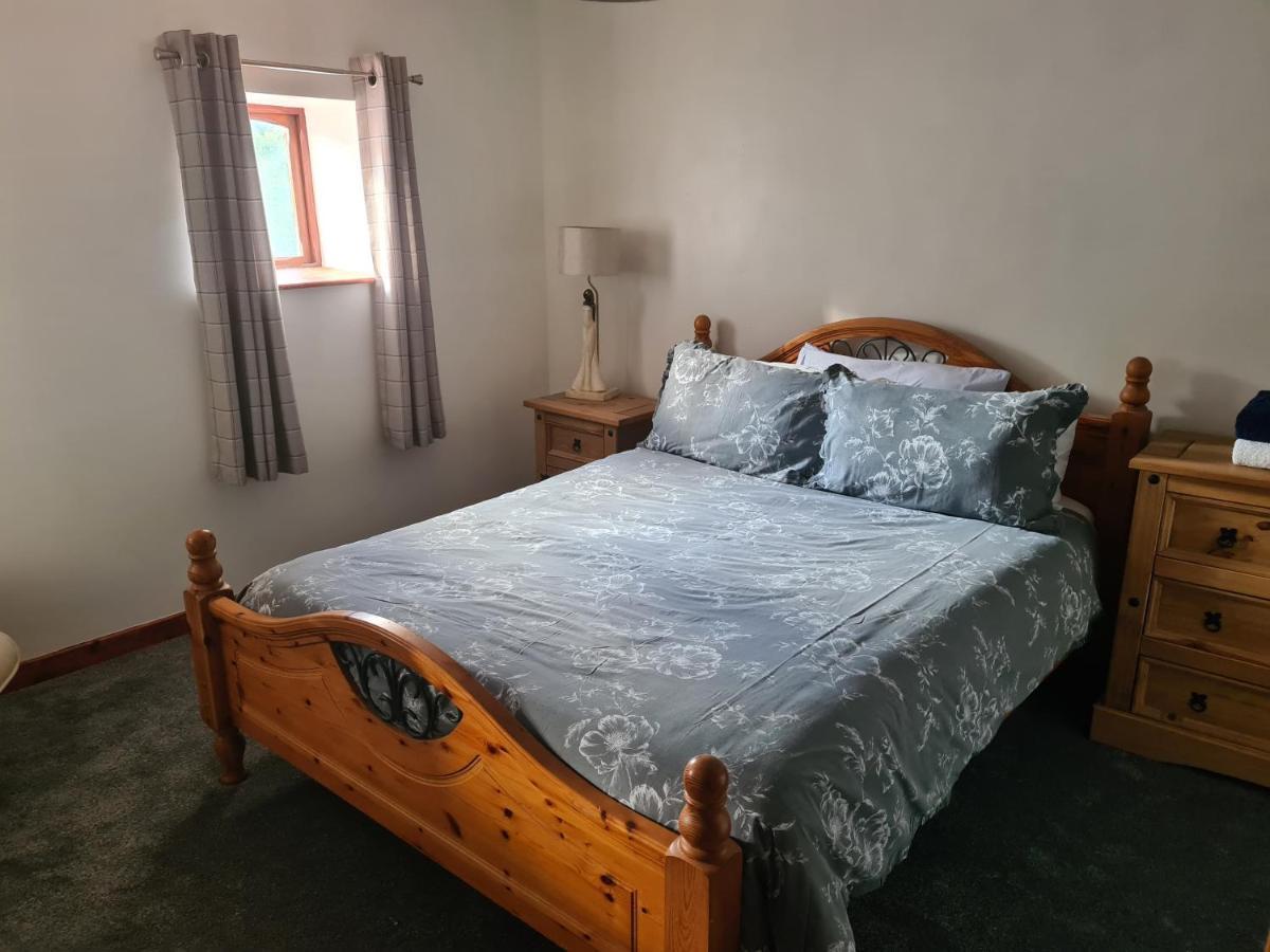 Brown Cow Apartment Далтън ин Фърнес Екстериор снимка